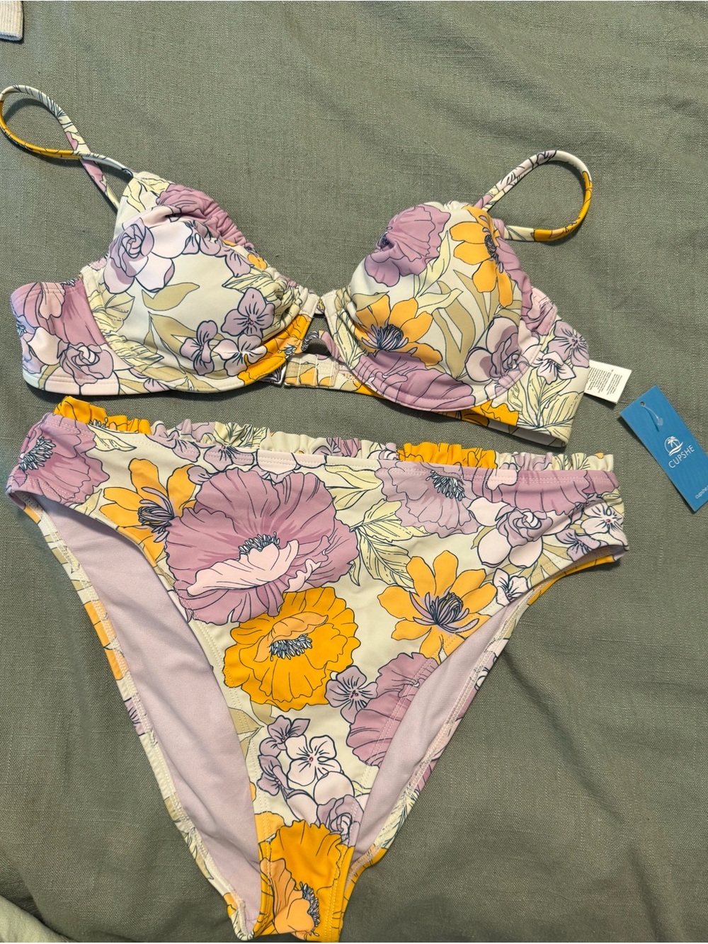 Cupshe Floral Underwire Bikini Set — Lavender, Yellow, Cream NWT size Large